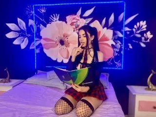 Offline AriahnaGray on Streamate