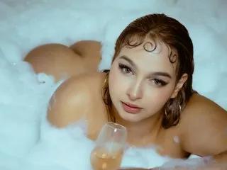 BellaSophiee on Streamate 