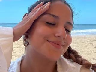 HaileyBunny_18 on Streamate 