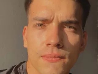 Offline Ian_Davis on Streamate