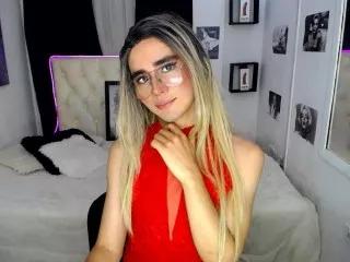 Jazmin18 on Streamate 