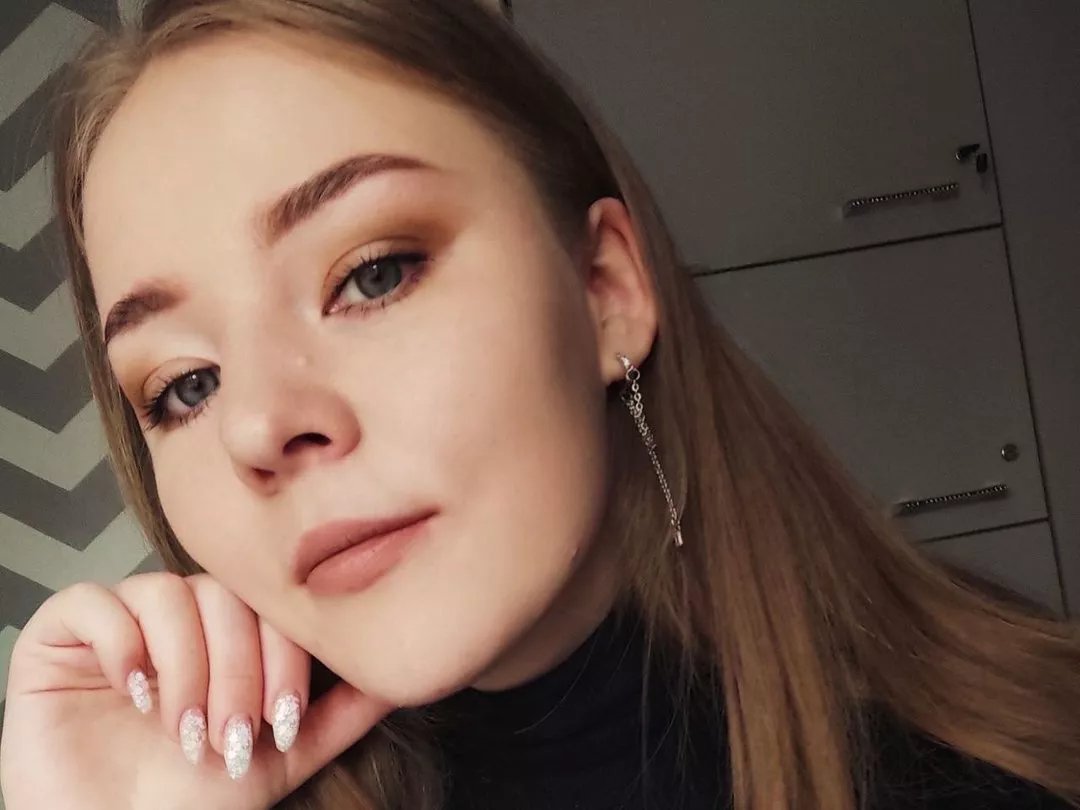 LuxuryMeow on Streamate 