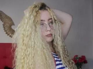 Sophiasweet203 on Streamate 