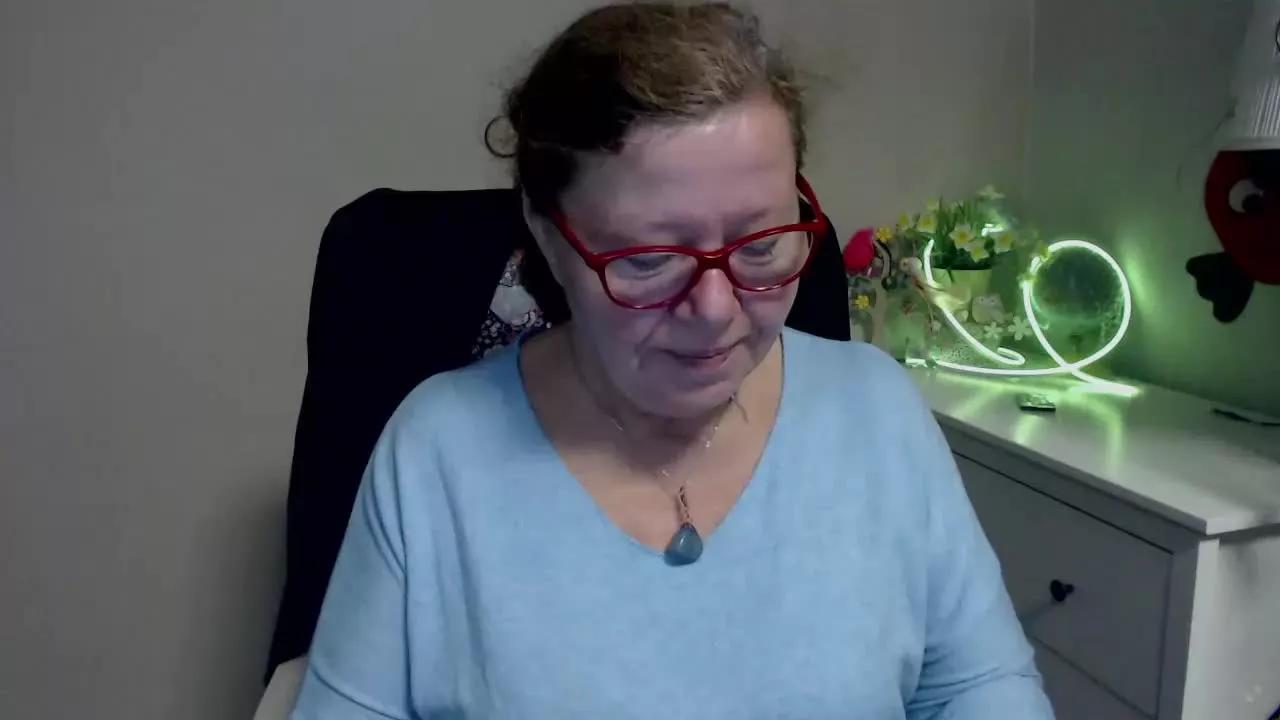 AdeleeModel on Streamray 
