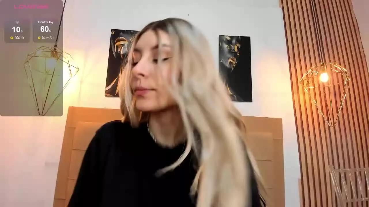 AlesziaRose on Streamray 