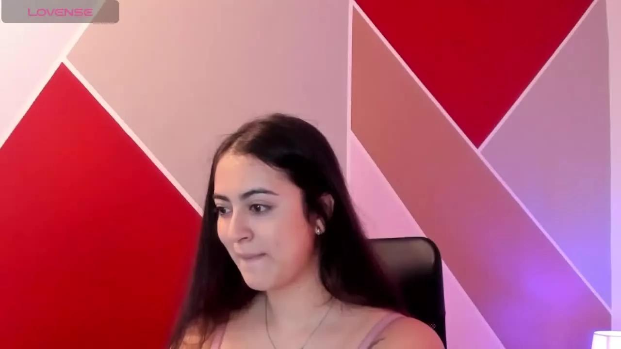 AlissaScott on Streamray 