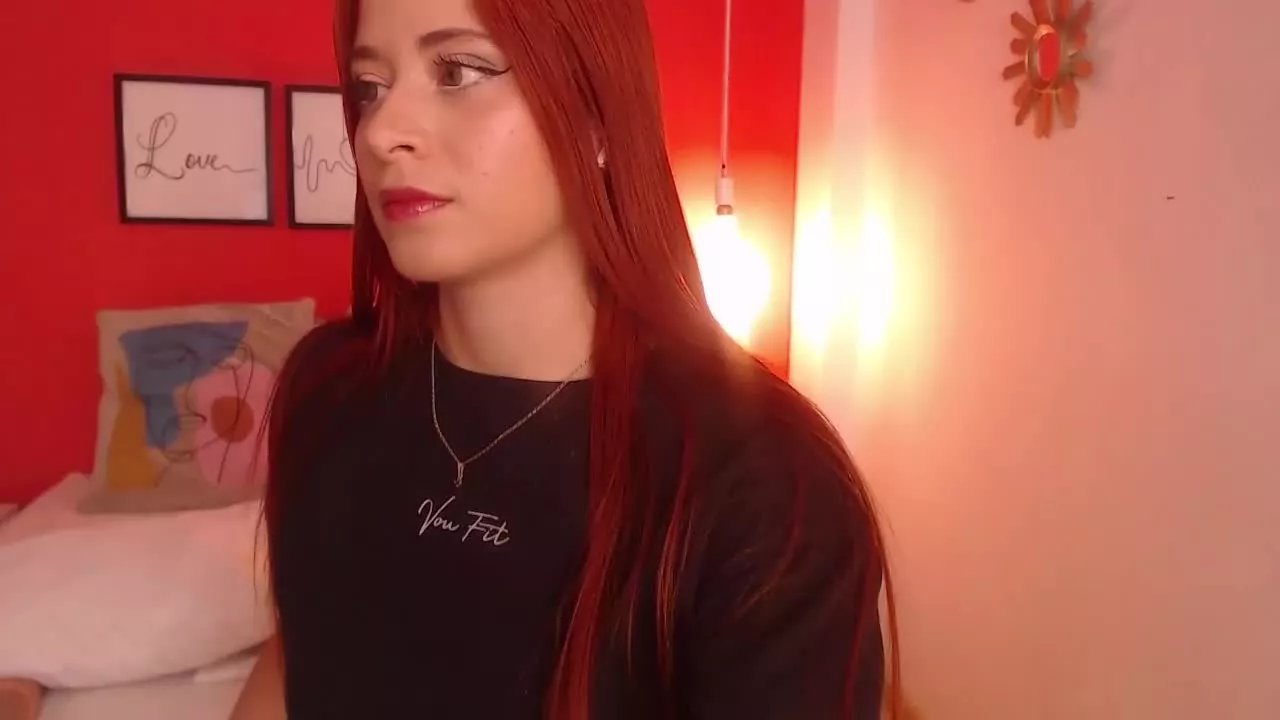 AllanaBlooms on Streamray 