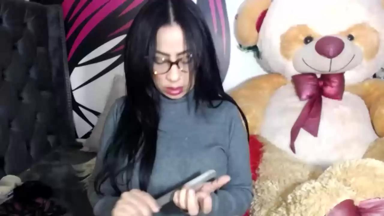 AntonelaFiore on Streamray 