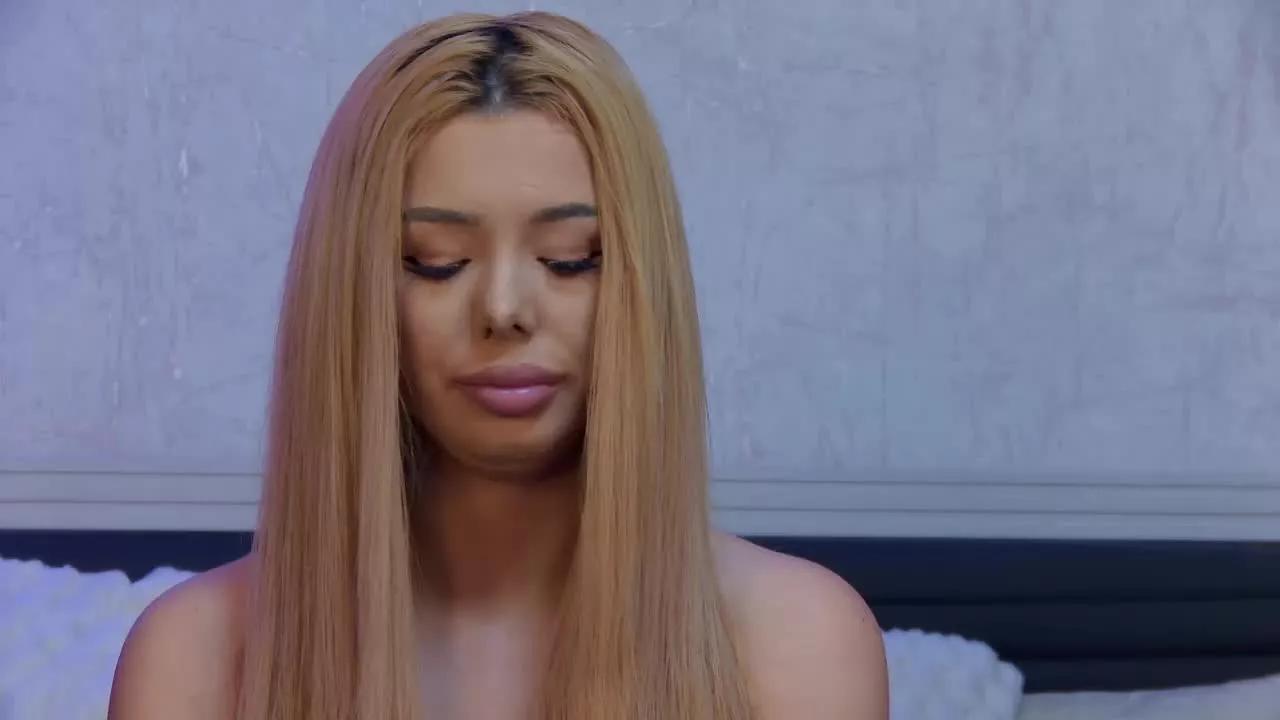 AriannaVoss on Streamray 