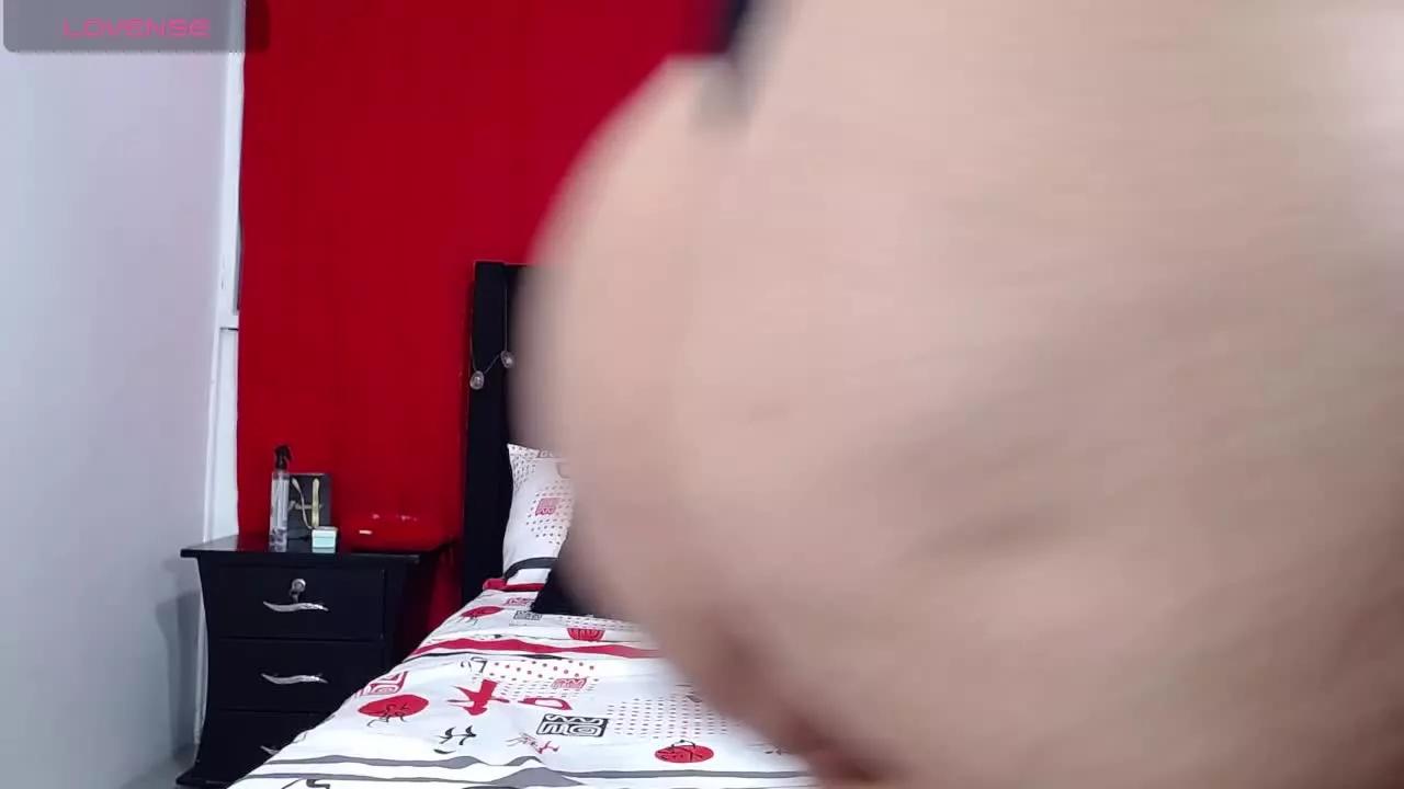 Beautifulkattia on Streamray 