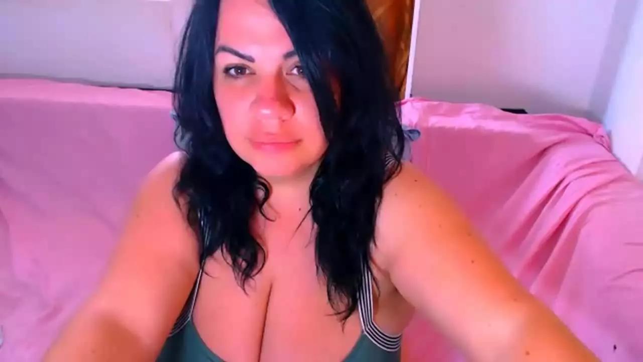 briliantesugar on Streamray 