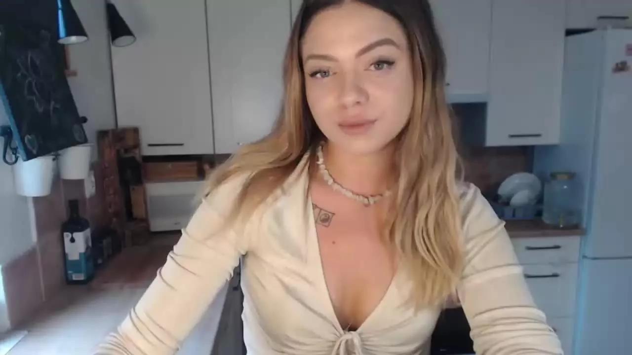 BuffyLust on Streamray 