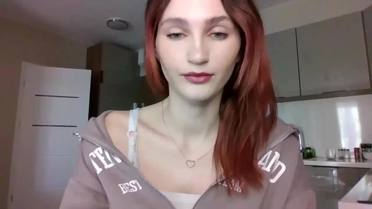 CarmelinaDream on Streamray 