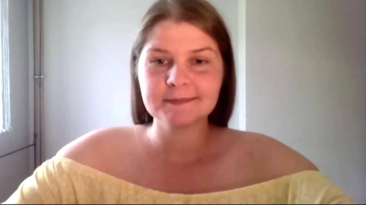 CarolineHeart on Streamray 