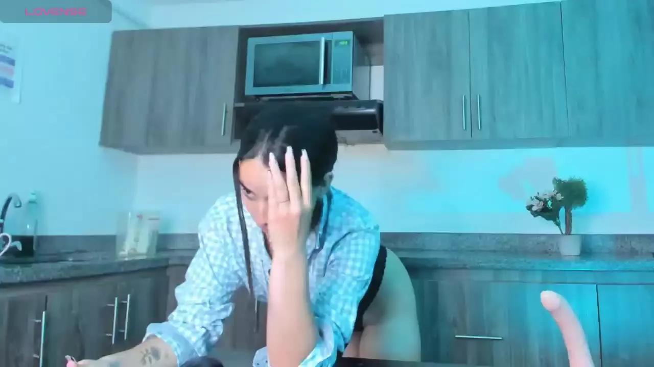 CataleyaAdams on Streamray 