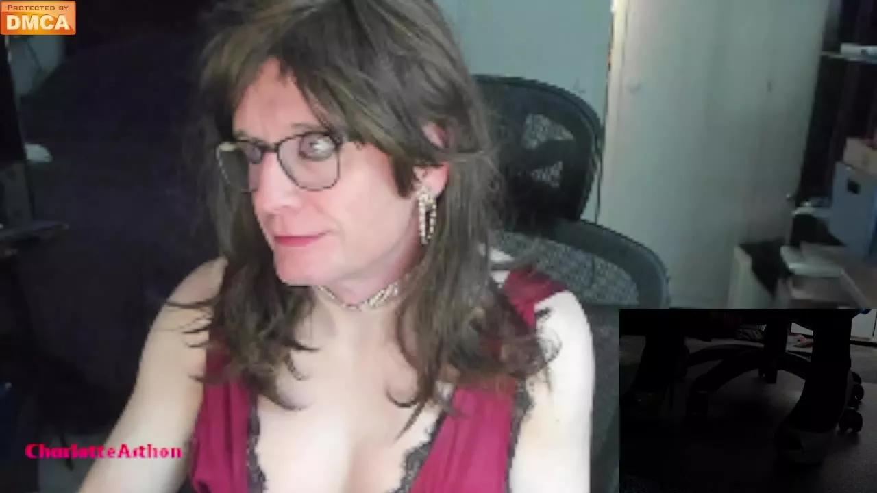 CharlotteAshton on Streamray 