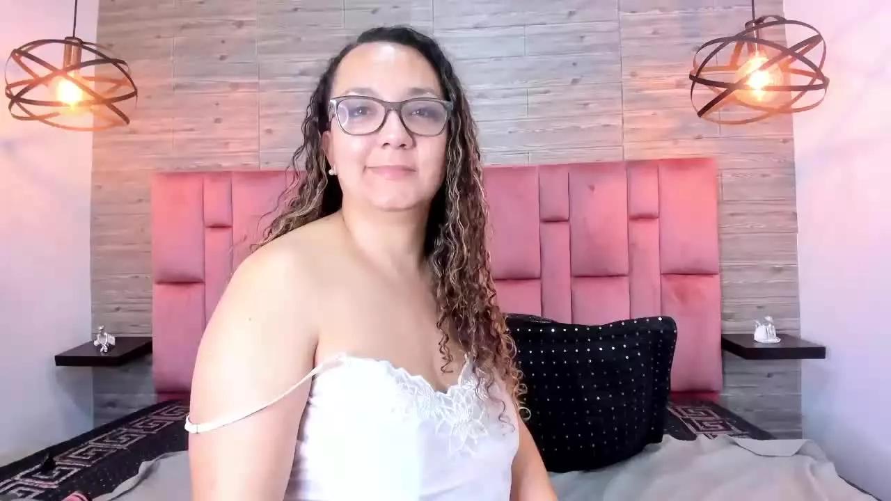 Eva_Darren on Streamray 