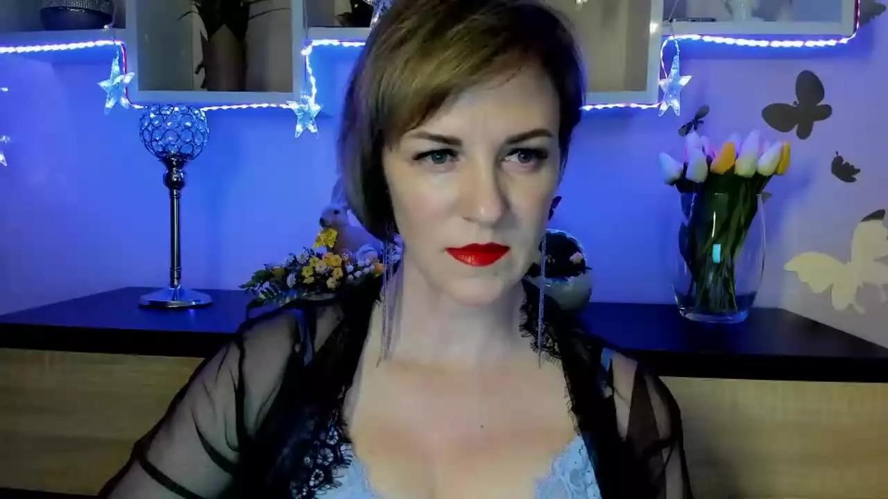 feliziaGLAM on Streamray 