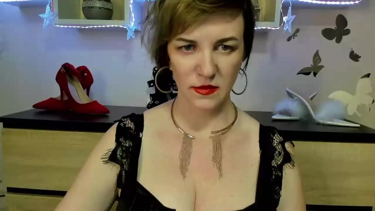 feliziaGLAM on Streamray 