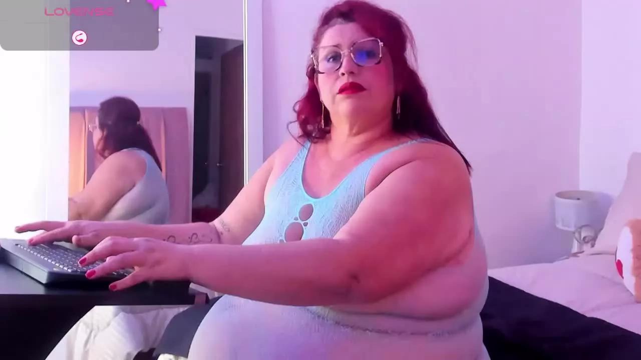 JesiicaAlba on Streamray 