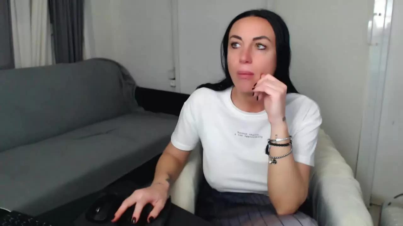JolieCarla on Streamray 