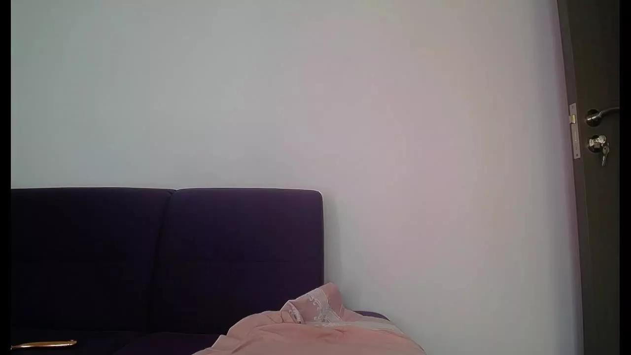 Julianna6969 on Streamray 