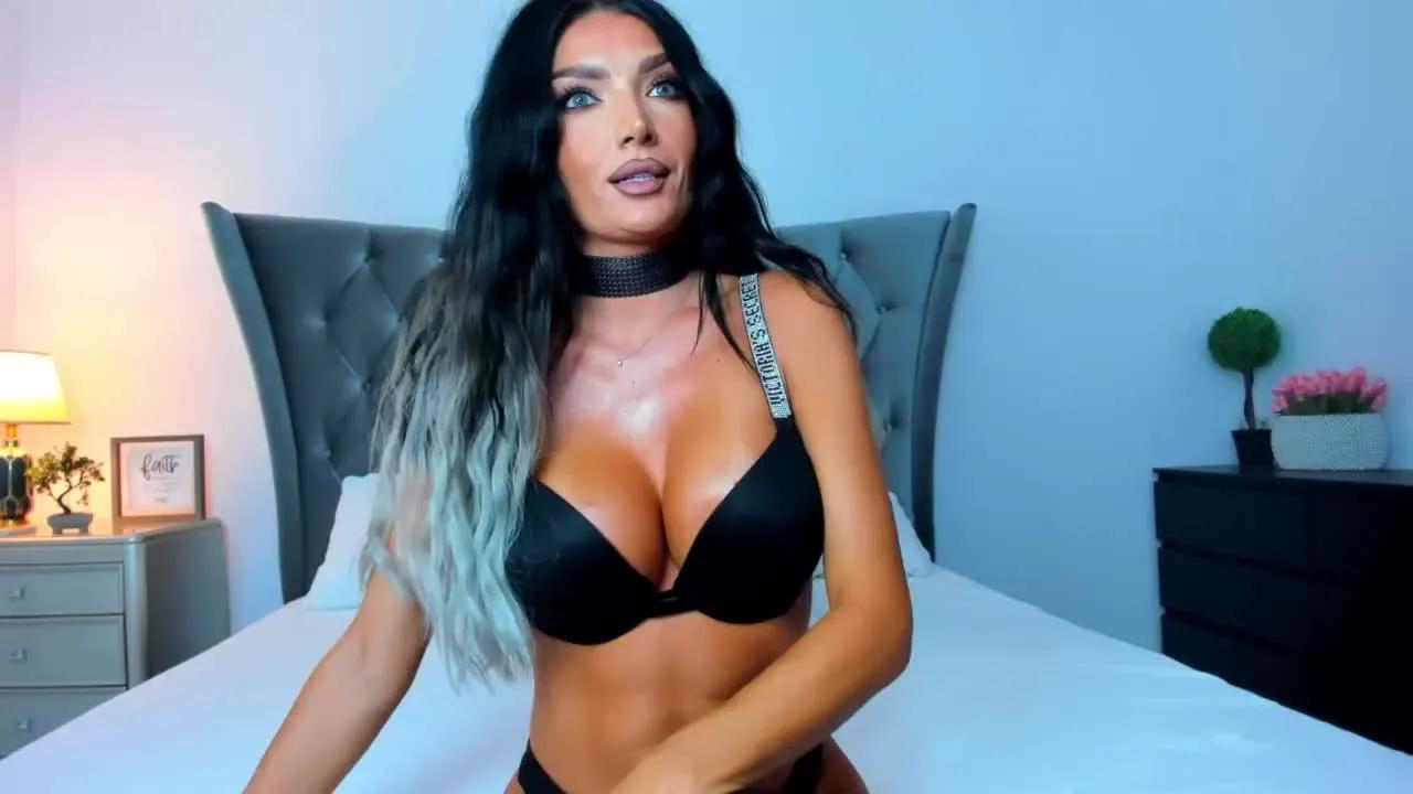 KarinaSmithh on Streamray