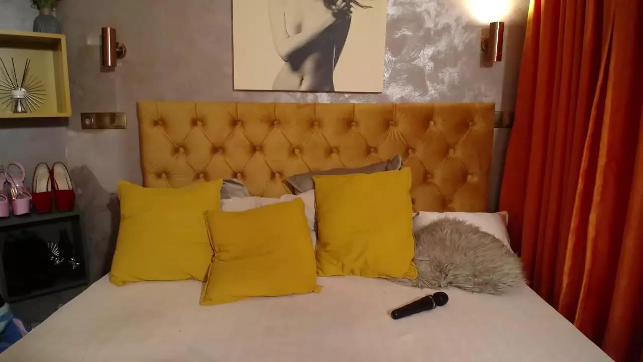 KelsyCarter on Streamray 