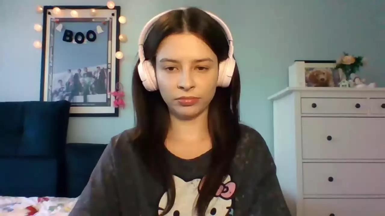 LariceTasty on Streamray 