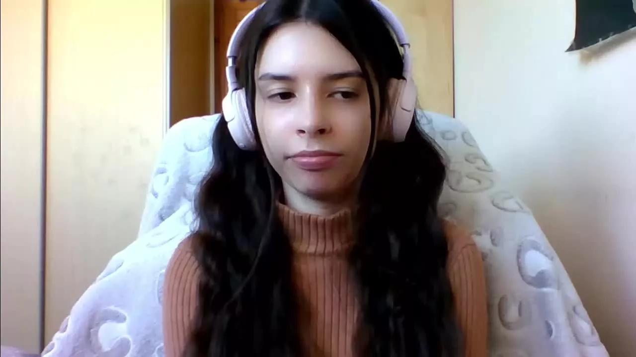 LariceTasty on Streamray 
