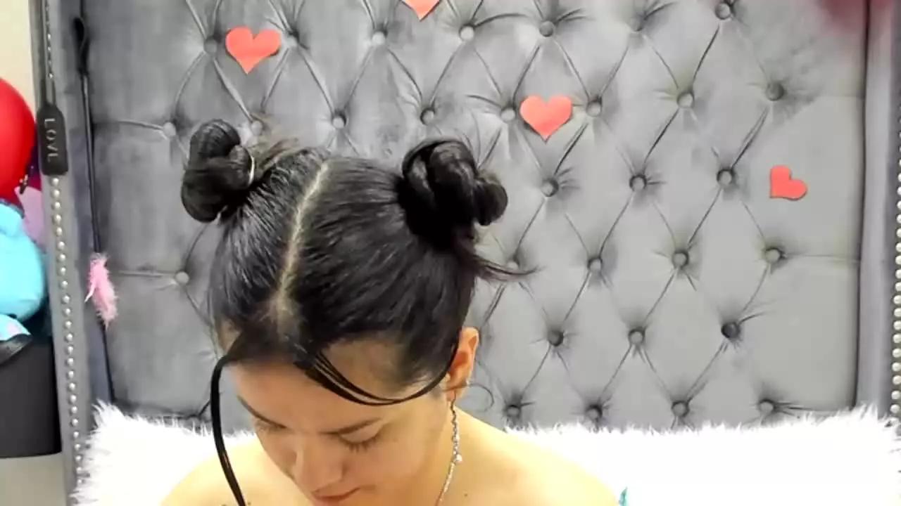 LhindaCarter on Streamray 
