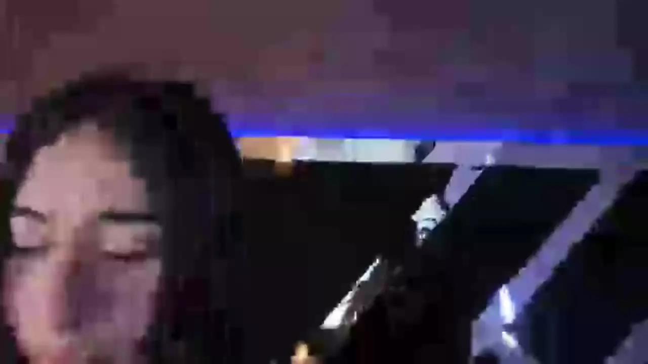 LiaBlossom on Streamray 