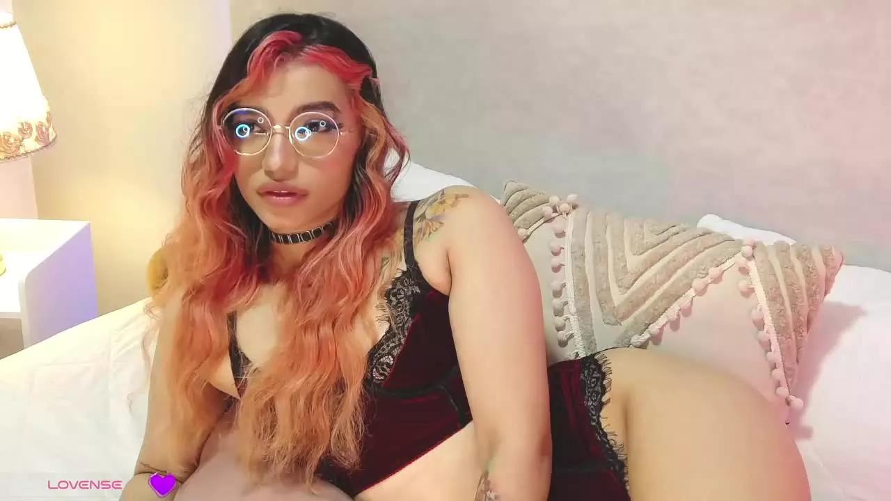 LizzieBrownn on Streamray 