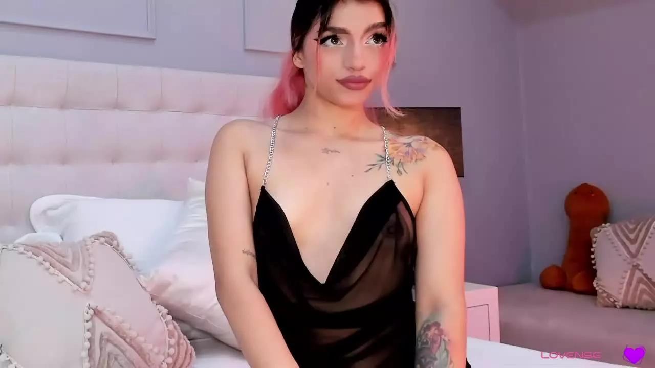 LizzieBrownn on Streamray 