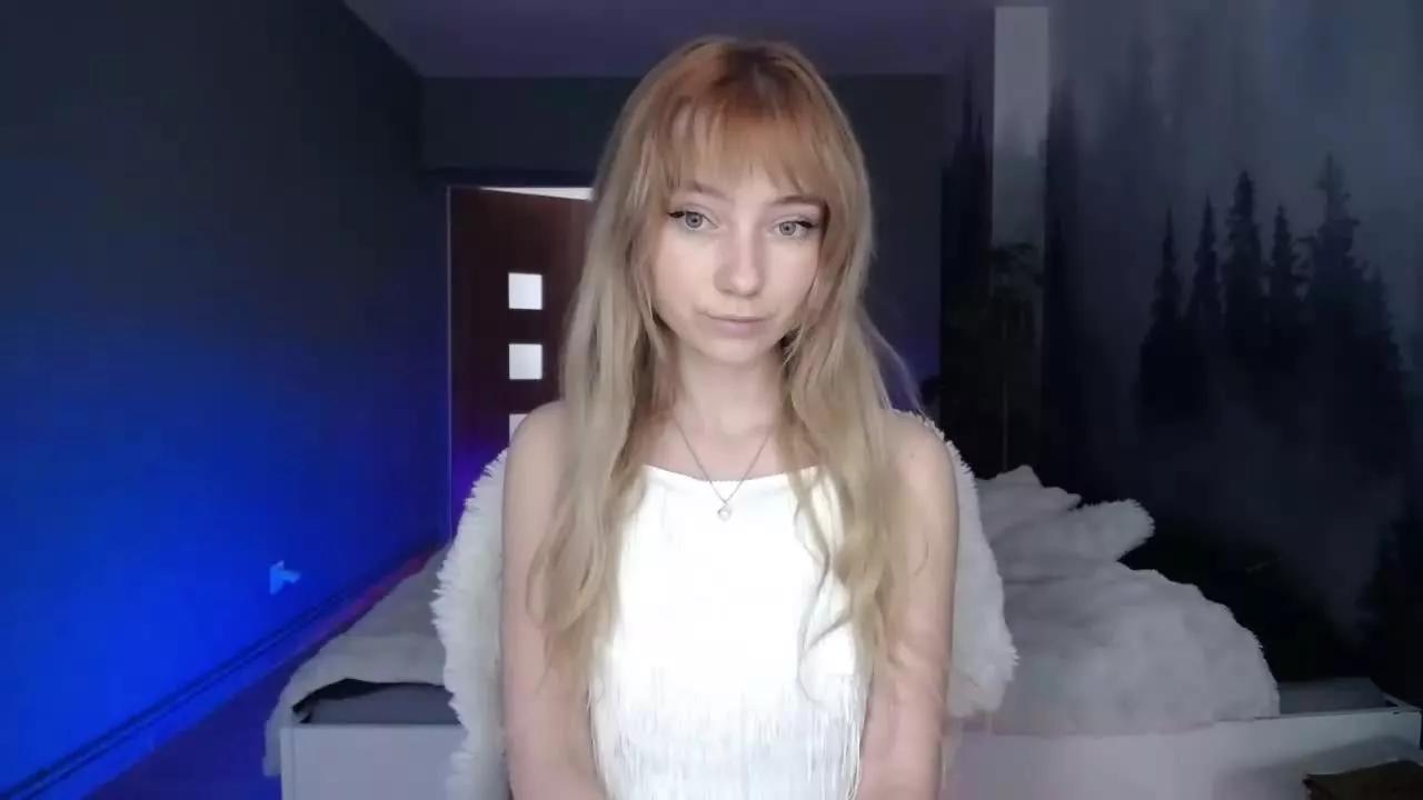 LuciaGorgeous on Streamray 