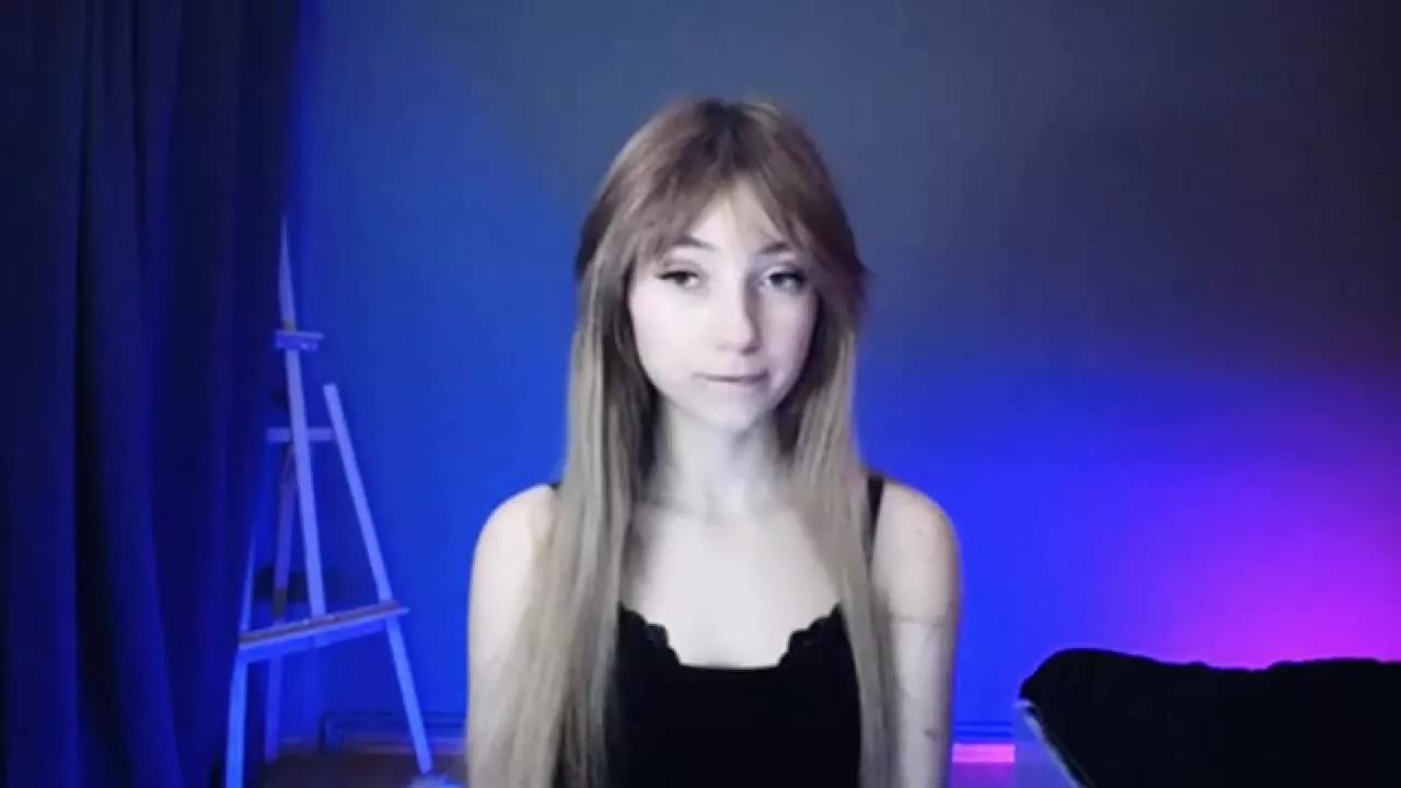 LuciaGorgeous on Streamray 