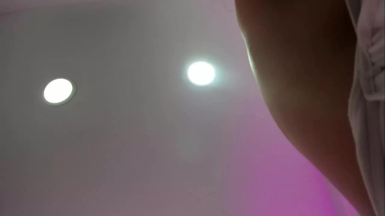 MaddyMills on Streamray 
