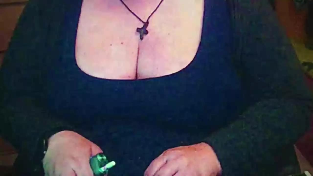 mayalove6969 on Streamray 