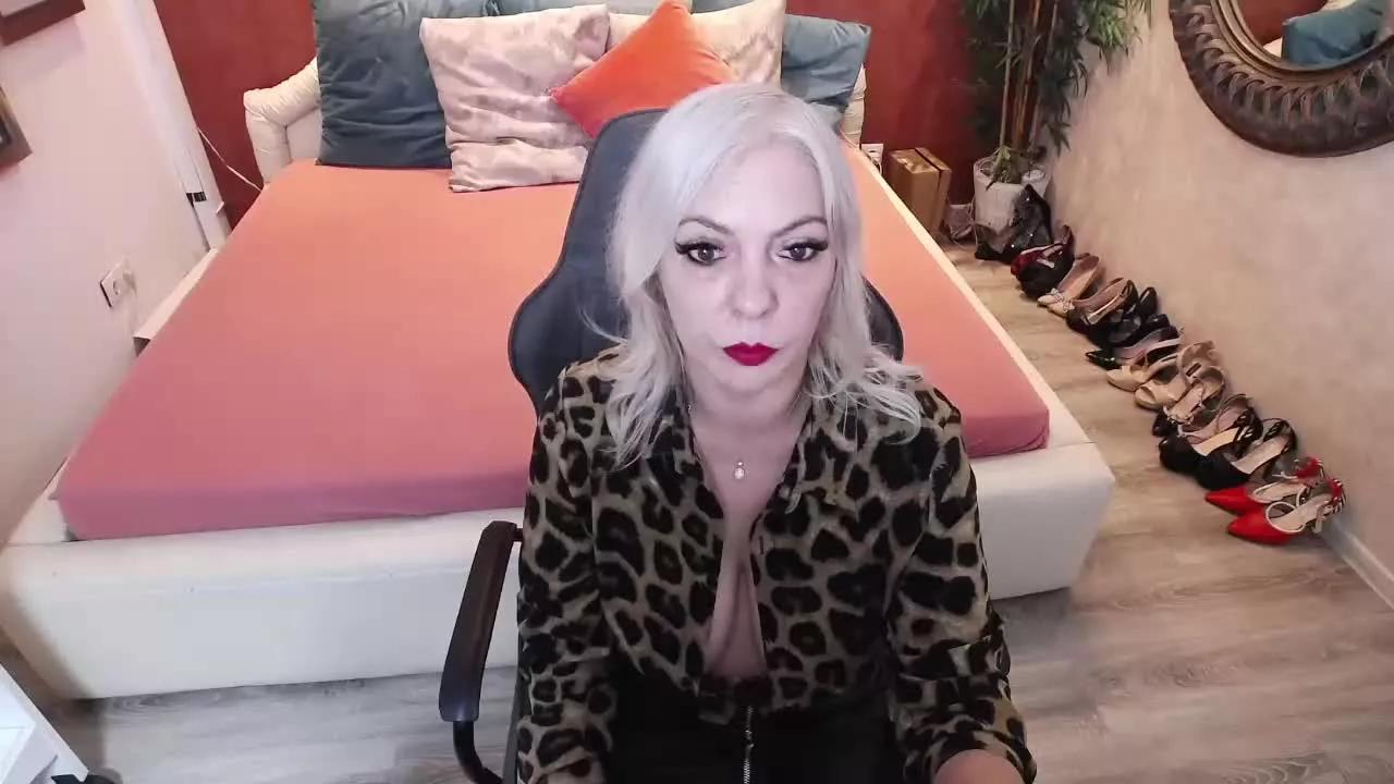 MeAmanda on Streamray 