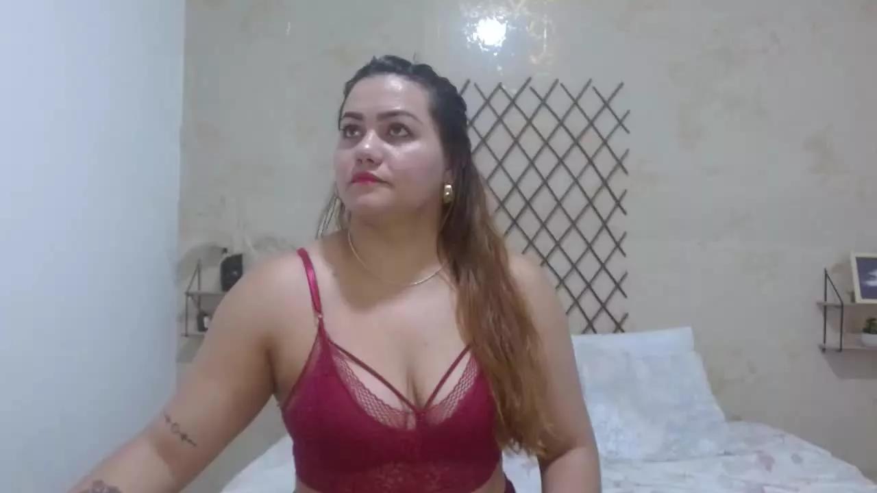 Mia_xstar on Streamray 