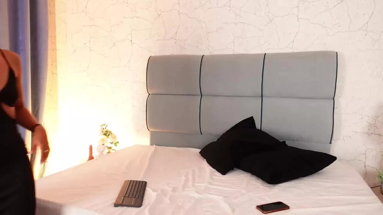 Nanadoll on Streamray 