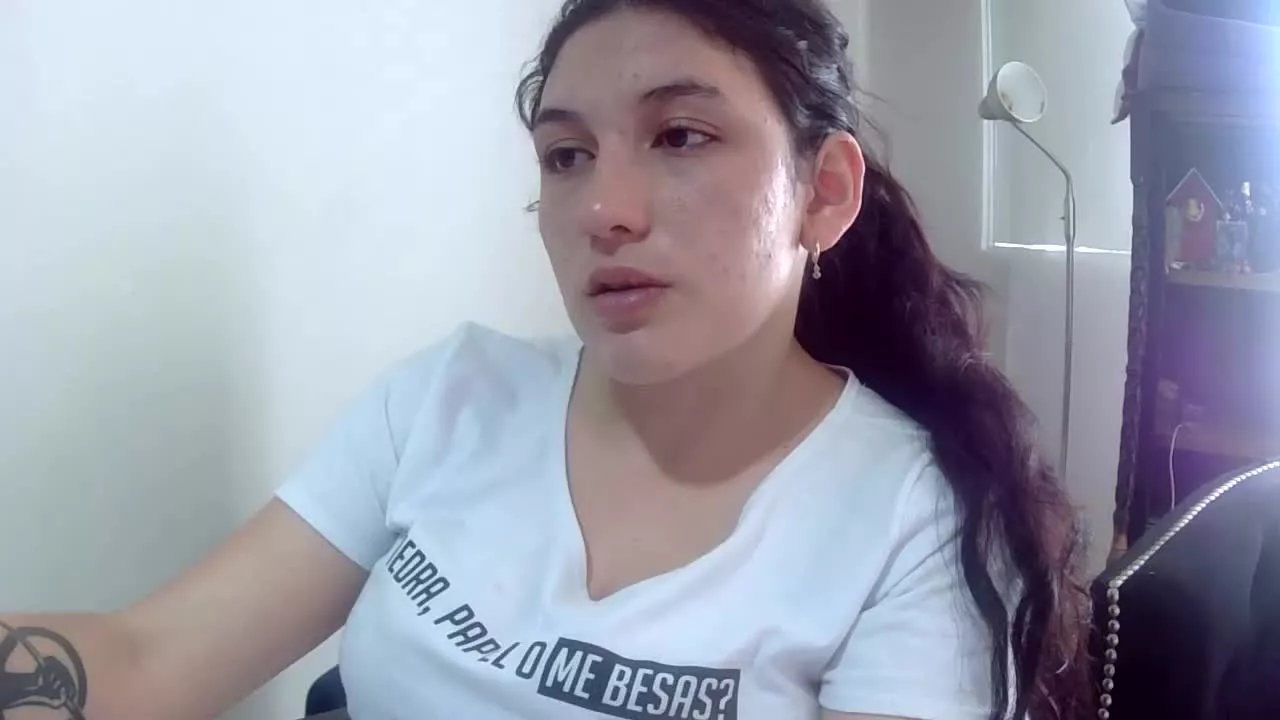 Offline Ratienterciopelo on Streamray