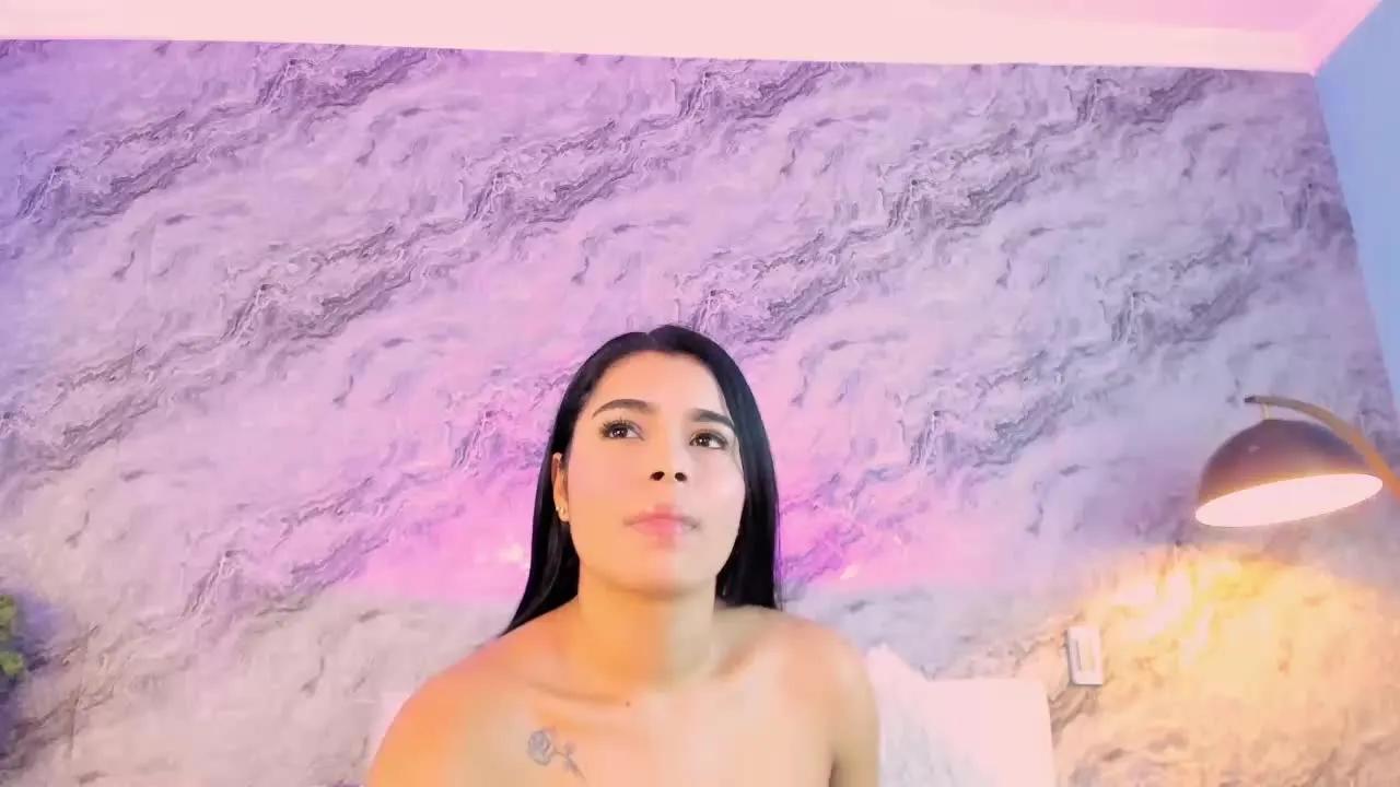 RoxanneShelby on Streamray