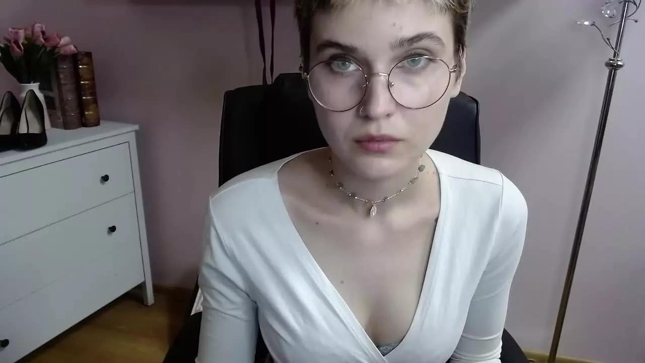 sarahPASSION on Streamray 