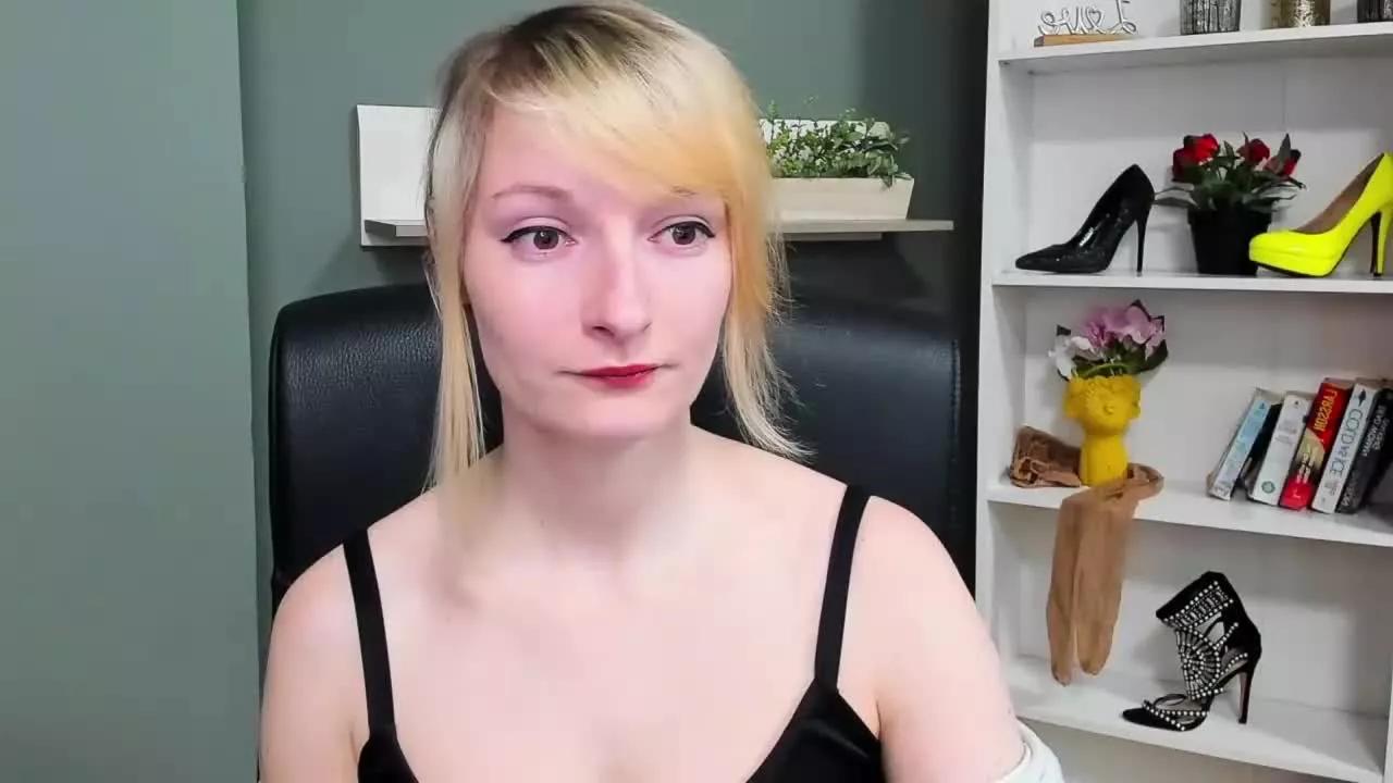 TeaseBlair on Streamray 