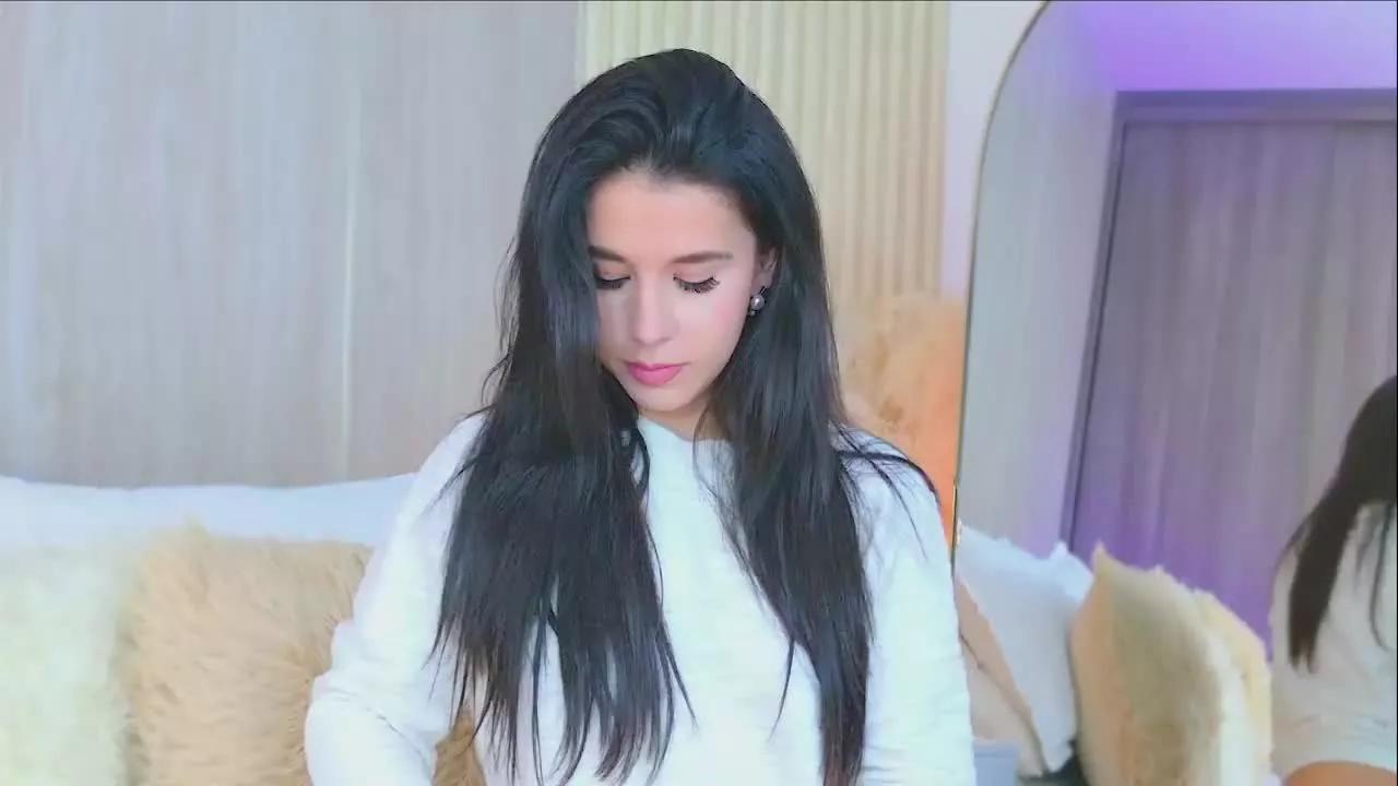 TiffanyCardi on Streamray 