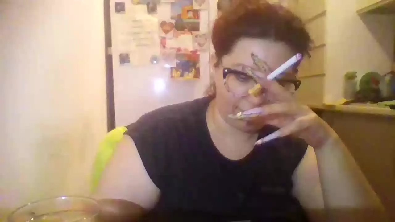 Offline VelvetPurple on Streamray