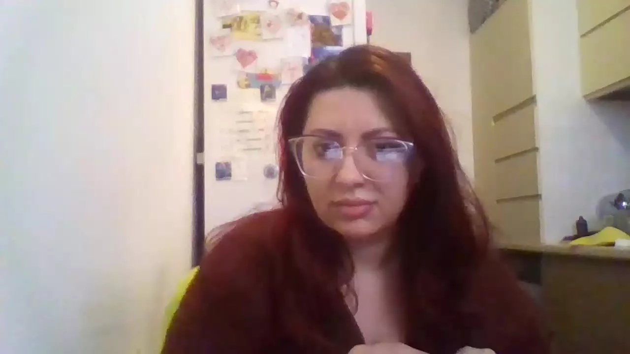 Offline VelvetPurple on Streamray