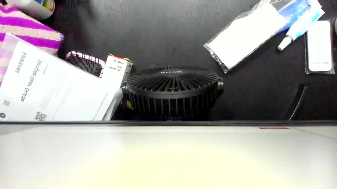 Offline ViolettaGomezz on Streamray