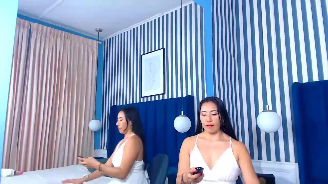 Vivivenne54 on Streamray 